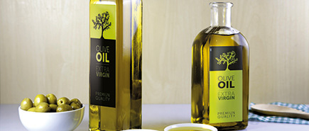 Bild zeigt das Etikett einer Ölflasche als Anwendungsbeispiel von Druckfarben für Etiketten.